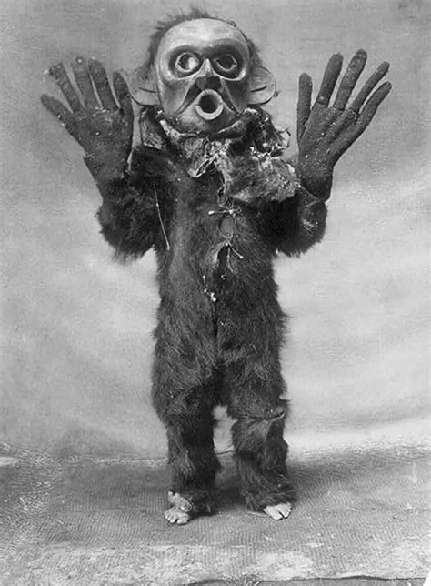 Kwakwaka’wakw A̱wi’nagwis .